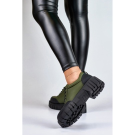 Tmavě zelené boty vyrobené z ekokůže zelený 2