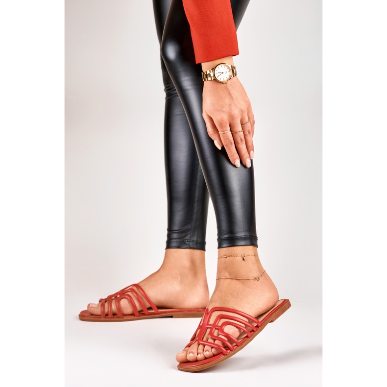 Červené elegantní dámské ploché pantofle 2