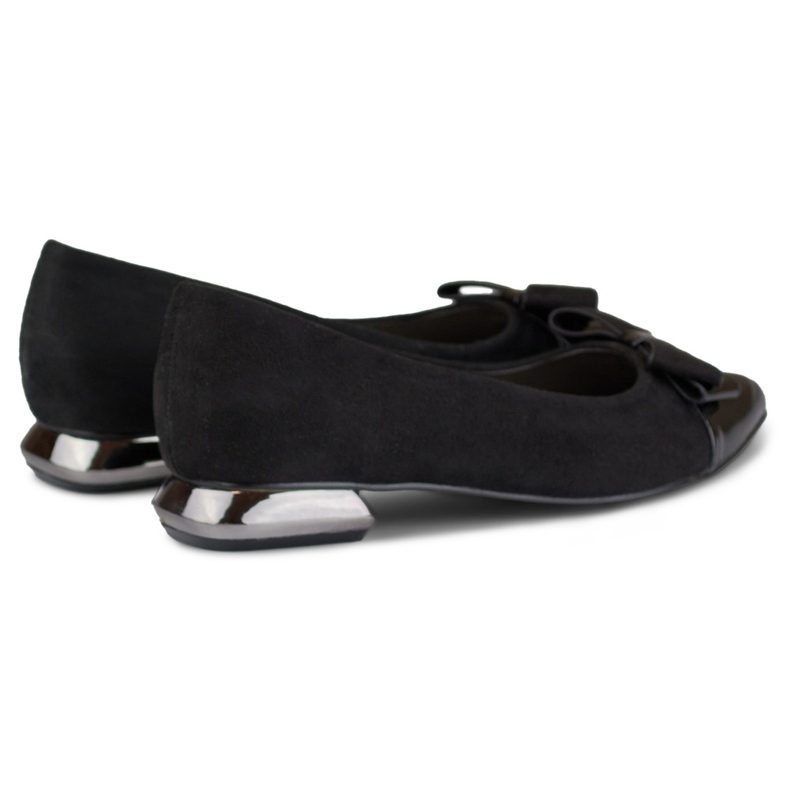 Lodičky s mašlí na nízkém stříbrném podpatku černá 1 Lodičky s mašlí na nízkém stříbrném podpatku černá 1