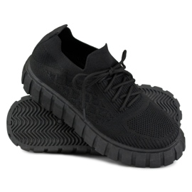 Flexibilní černé dámské sportovní boty černý 1