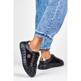 Černé kožené sportovní boty se zlatými detaily černá 1