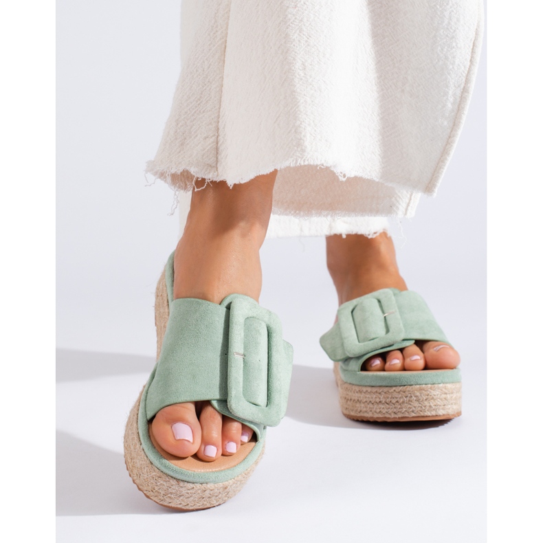Mátové semišové espadrilky se nasazují na platformu Shelovet zelený 2