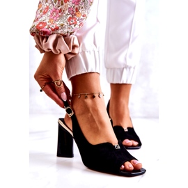 S. BARSKI Dámské semišové sandály na příspěvku s ozdobou černou černá 1