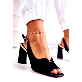 S. BARSKI Dámské semišové sandály na příspěvku s ozdobou černou černá 7