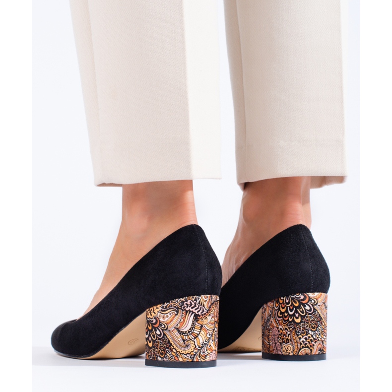 SHELOVET Černé semišové lodičky na podpatku od Sheovet černá 2