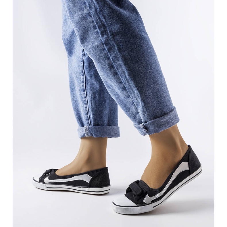 Černé textilní tenisky od Winifred černá 1