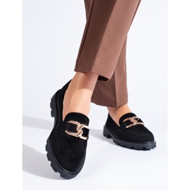 Černé semišové kozačky s řetízkem od Shelovet černá 1