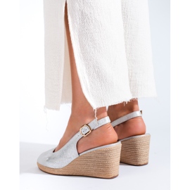 W. Potocki Elegantní stříbrné sandály na klínku značky Potocki stříbrný 2