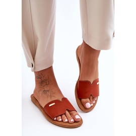 Dámské pohodlné sandály na plochém podpatku Brown Coraline hnědý 1