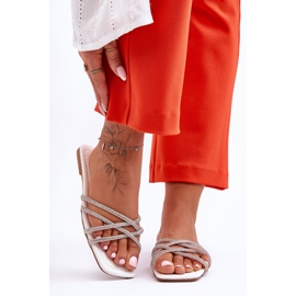 PG1 Dámské sandály s pruhy a kamínky bílé Leomi bílý 1