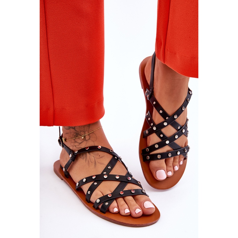 Dámské sandály s ornamenty černá Alemona 2