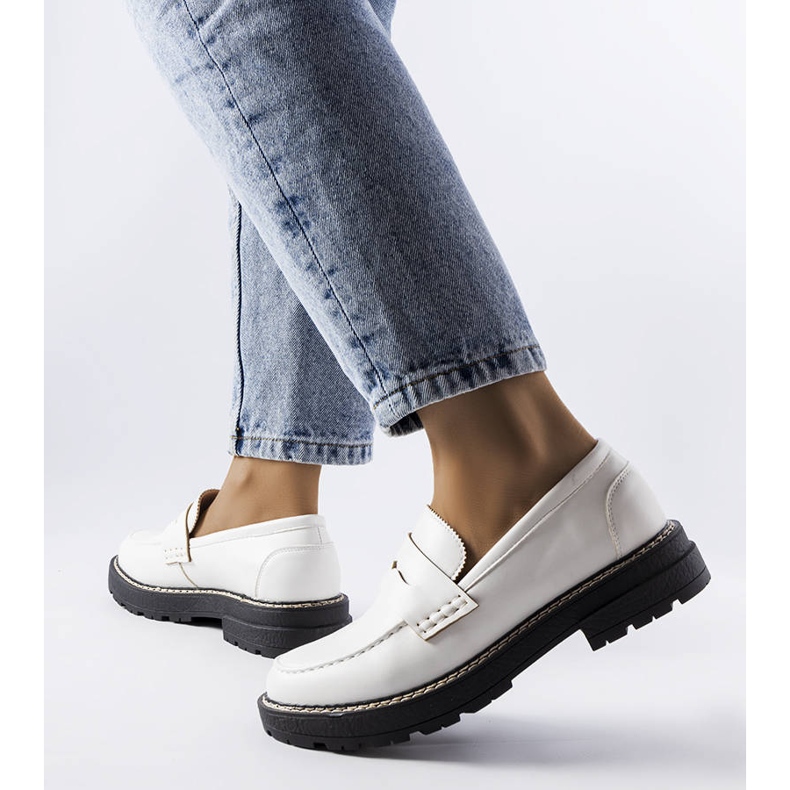 Bílé kalhoty s koženou stélkou od Biddie bílý 1 Bílé kalhoty s koženou stélkou od Biddie bílý 1