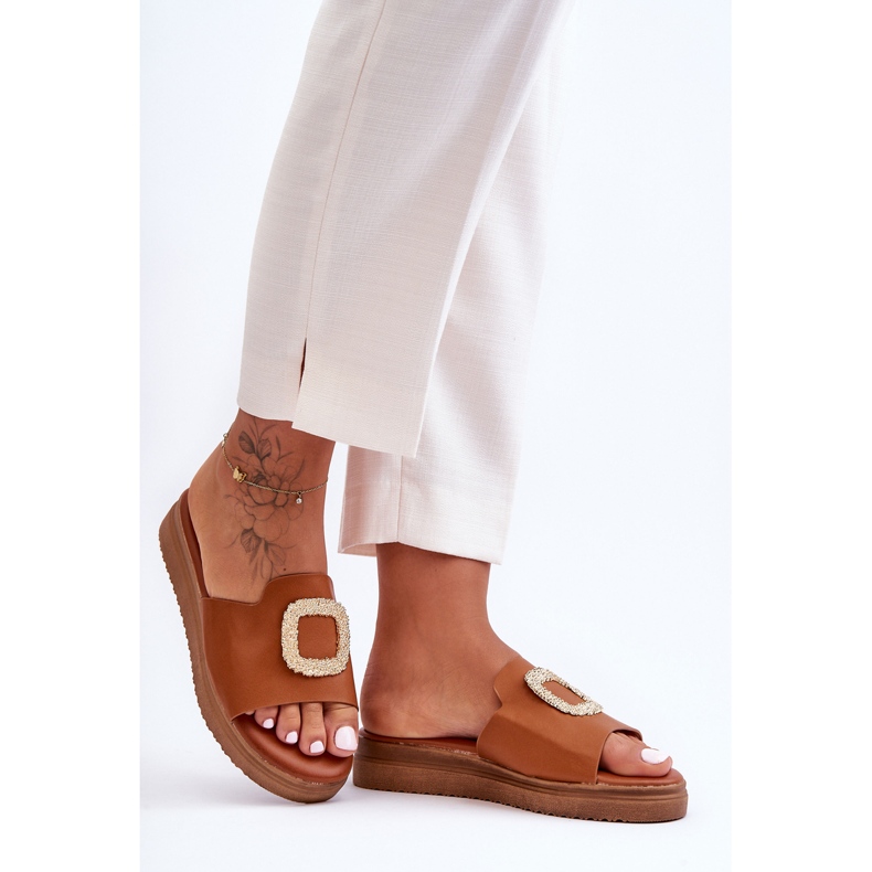 Dámské pantofle Denicia hnědé na platformě s ozdobou hnědý 1