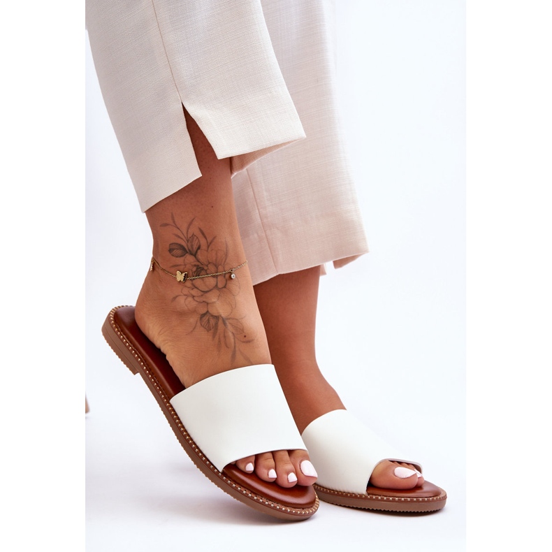 Klasické dámské sandály White Aphrodite bílý 2