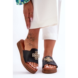 PG1 Dámské černé pantofle na platformě Azera s ozdobou černá 2