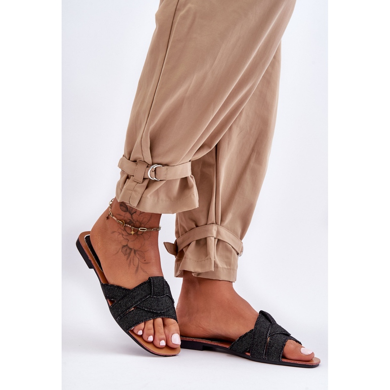 Dámské černé látkové pantofle Aversa černá 1