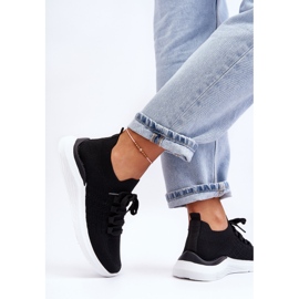 PG1 Klasické dámské sportovní boty Black Nickilla černá 2