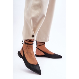 Šněrovací dámské baleríny zdobené cvočky Black Jange černá 1 Šněrovací dámské baleríny zdobené cvočky Black Jange černá 1