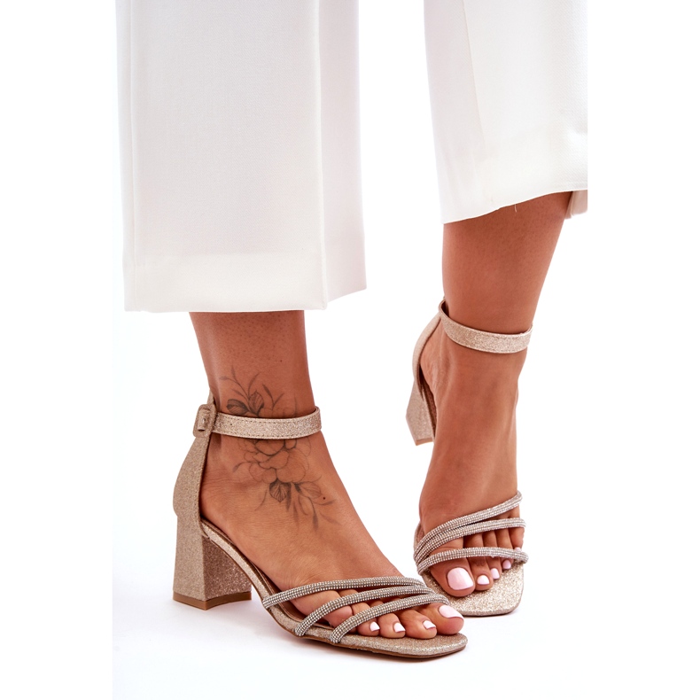 Lesklé sandály na podpatku Golden Enenor zlatý 6 Lesklé sandály na podpatku Golden Enenor zlatý 6