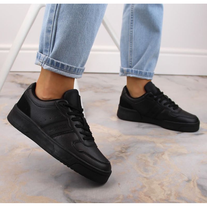 Sportovní boty Big Star W INT1896A černá 2