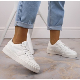 Sportovní boty Big Star W INT1896B bílé bílý 2