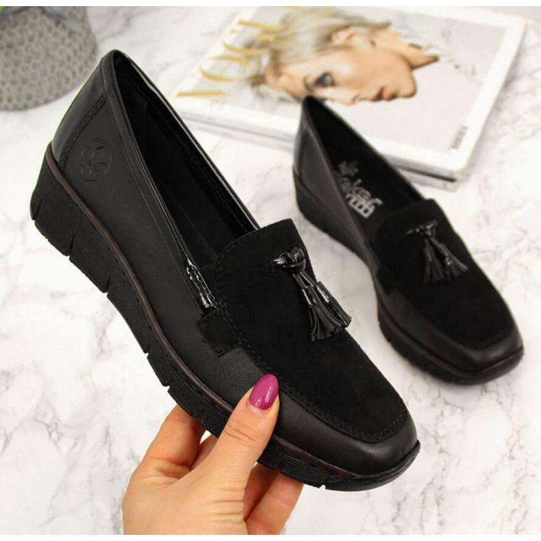 Černé boty na klínku Rieker W RKR395 černá 1