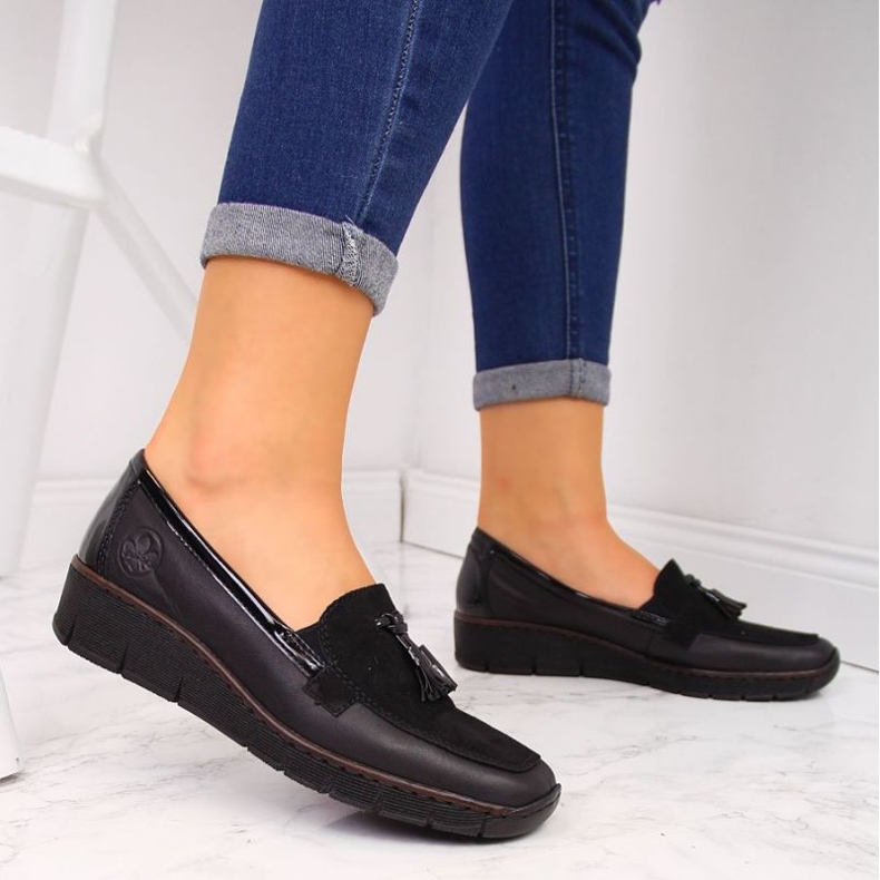 Černé boty na klínku Rieker W RKR395 černá 2