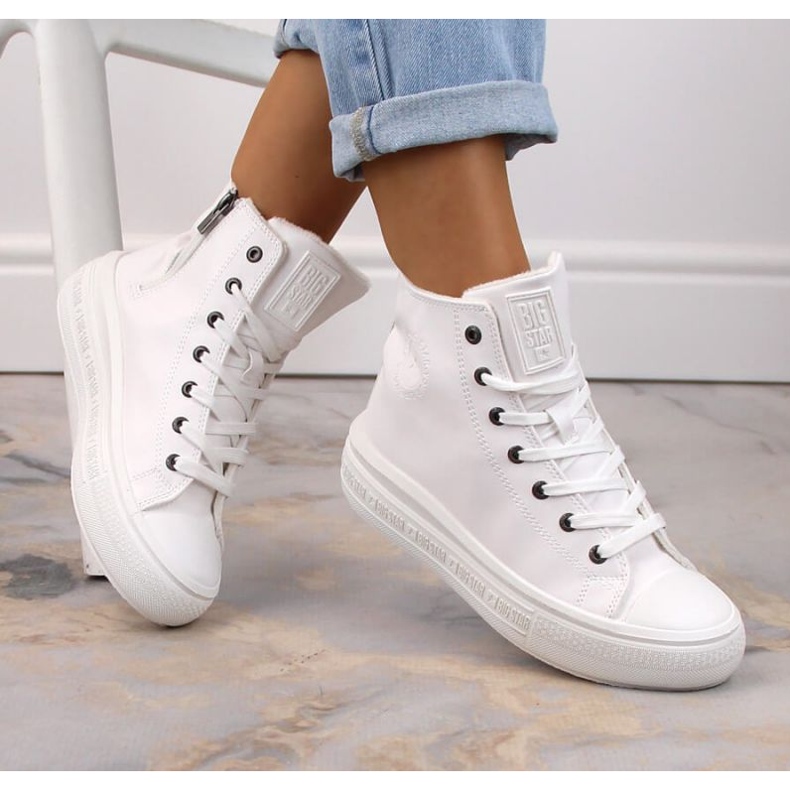 Šněrovací zateplené tenisky Big Star W INT1902A bílé bílý 1