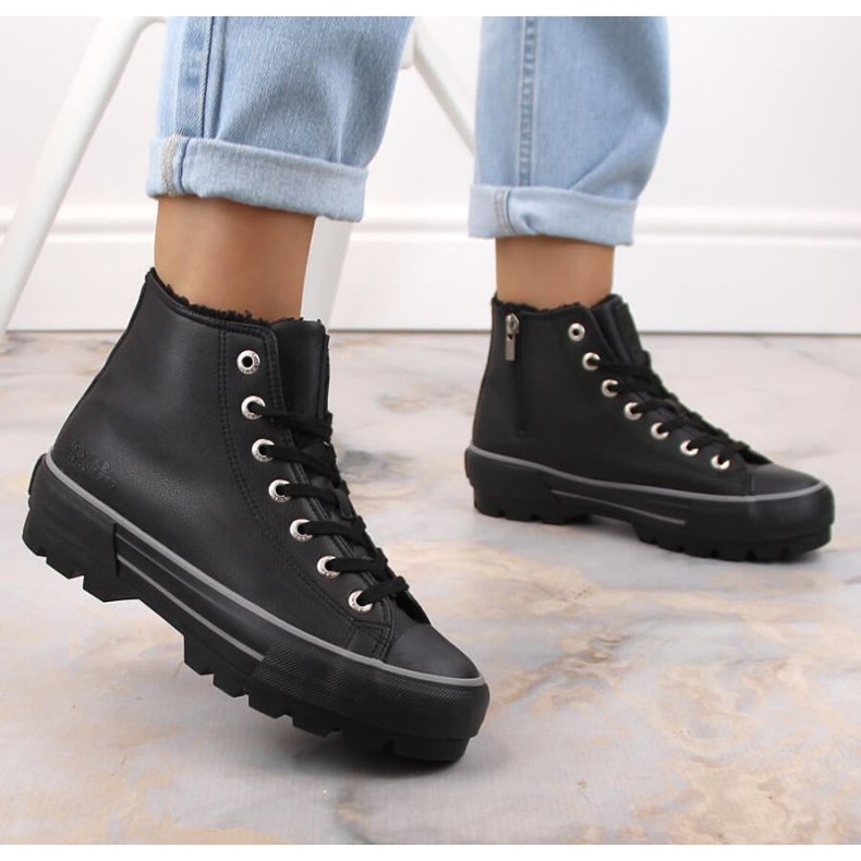 Tenisky zateplené na platformě Big Star W INT1903C černé černá 2