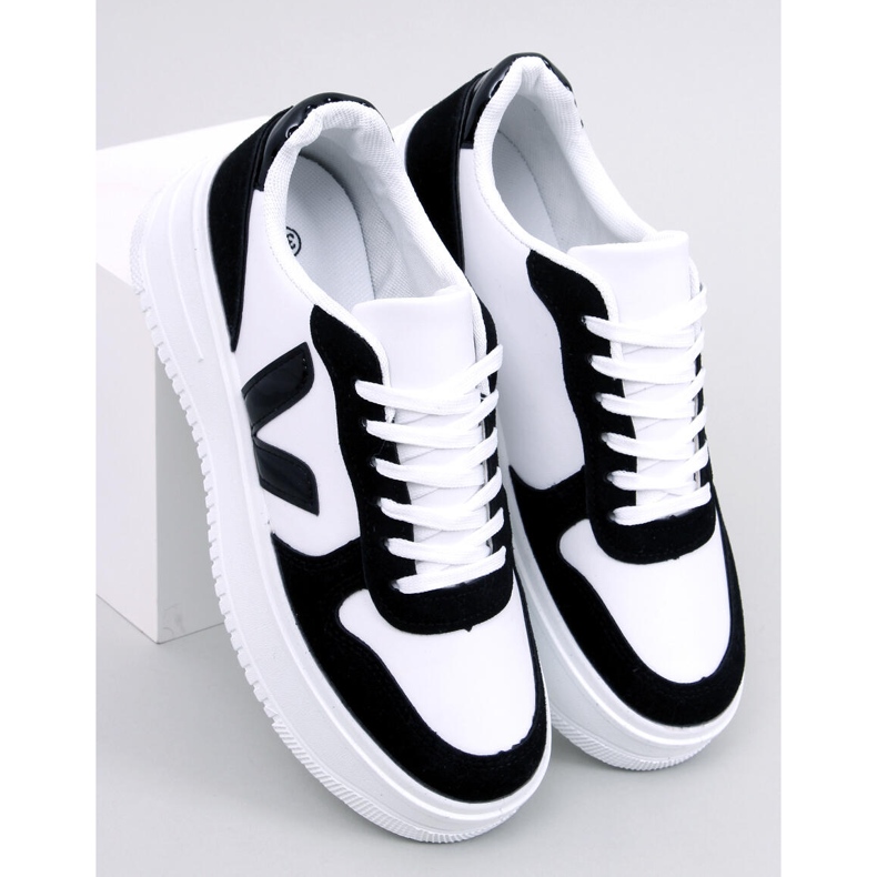 Dámské tenisky Pyles Black bílý 1