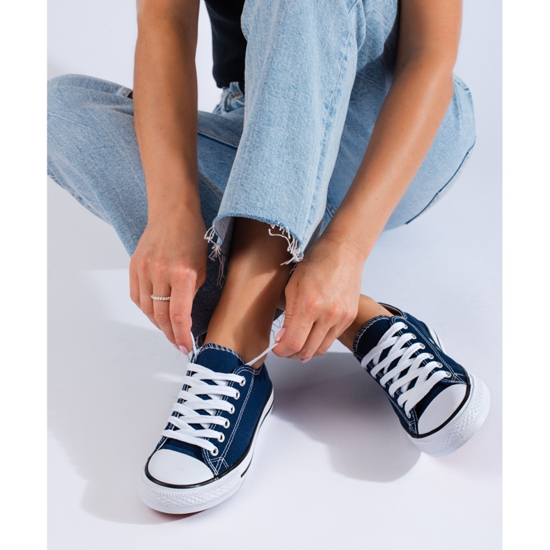 Klasické tmavě modré tenisky Shelovet modrý 1