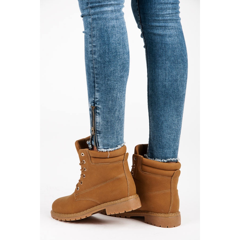 Queentina Velbloudí lovci hnědý 2