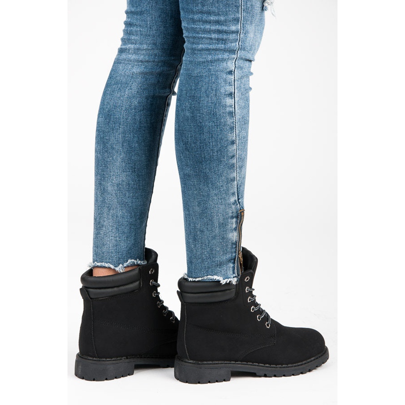 Queentina Černí lovci černý 1