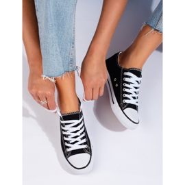 Klasické černé dámské tenisky Shelovet černá 1