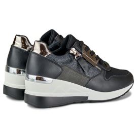 Elegantní černé sportovní boty na klínku černá 1 Elegantní černé sportovní boty na klínku černá 1