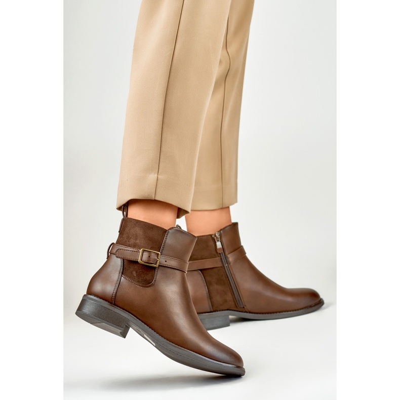 Dámské hnědé kozačky pro volný čas hnědý 1