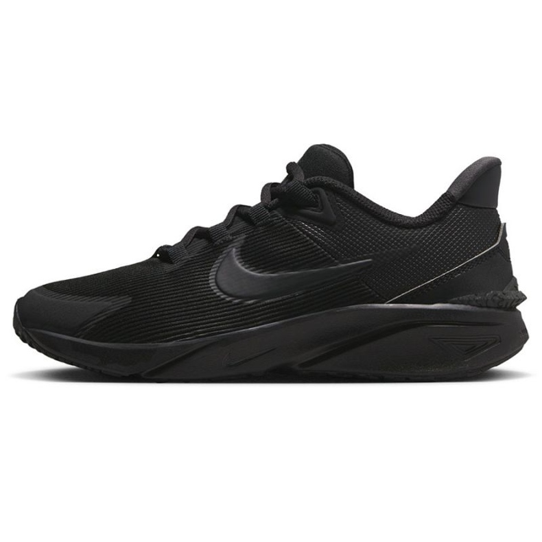 Běžecké boty Nike Star Runner 4 DX7615 002 černý 1