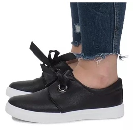 Černé tenisky s mašlí Lou černá 2