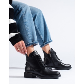 Dámské černé ploché kozačky Vinceza černá 1 Dámské černé ploché kozačky Vinceza černá 1