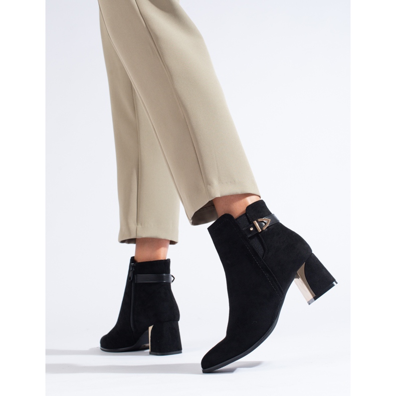 Černé semišové klasické kozačky od Shelovet černá 2