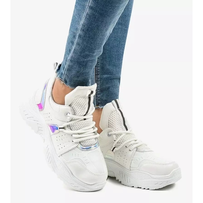 Bílé sportovní tenisky K-505 bílý 2