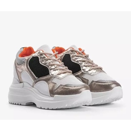 Bílé a zlaté klínové tenisky Alexandra bílý zlatý 2 Bílé a zlaté klínové tenisky Alexandra bílý zlatý 2