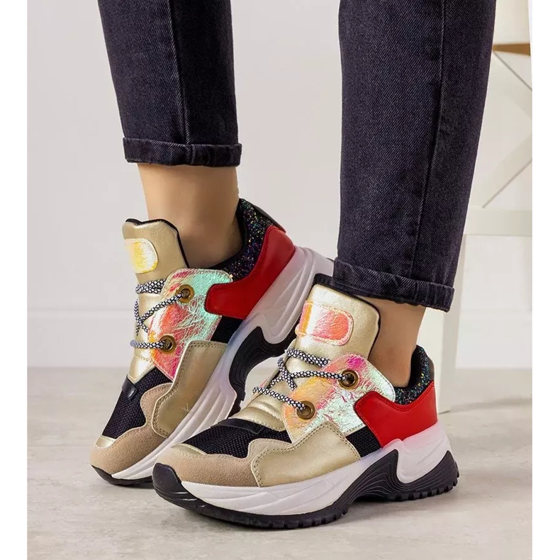 Zlaté tenisky s vysokou jarní podrážkou černá 1