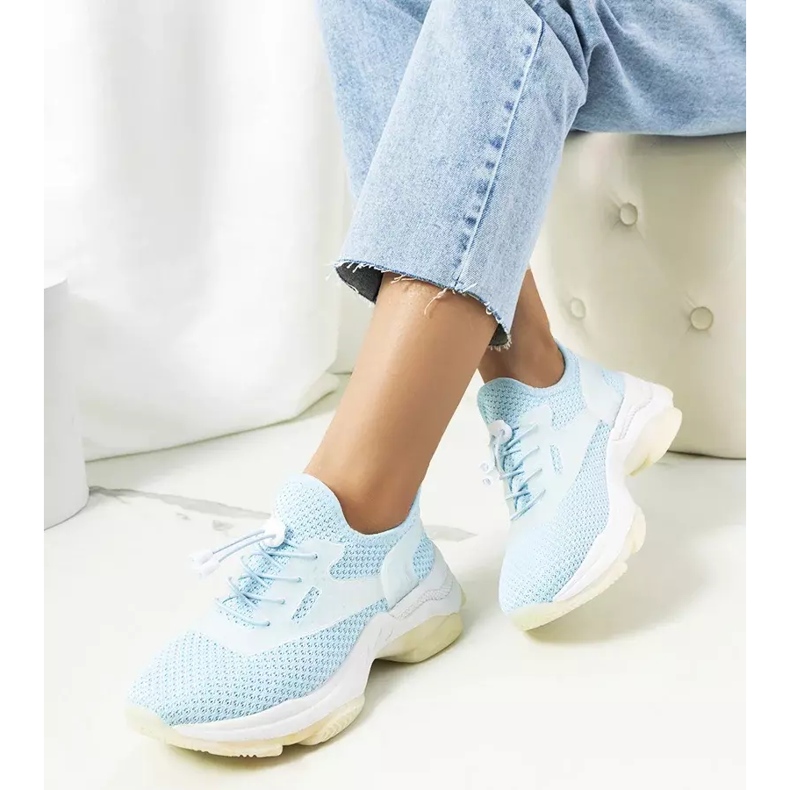 Modré tenisky Barnes modrý 2