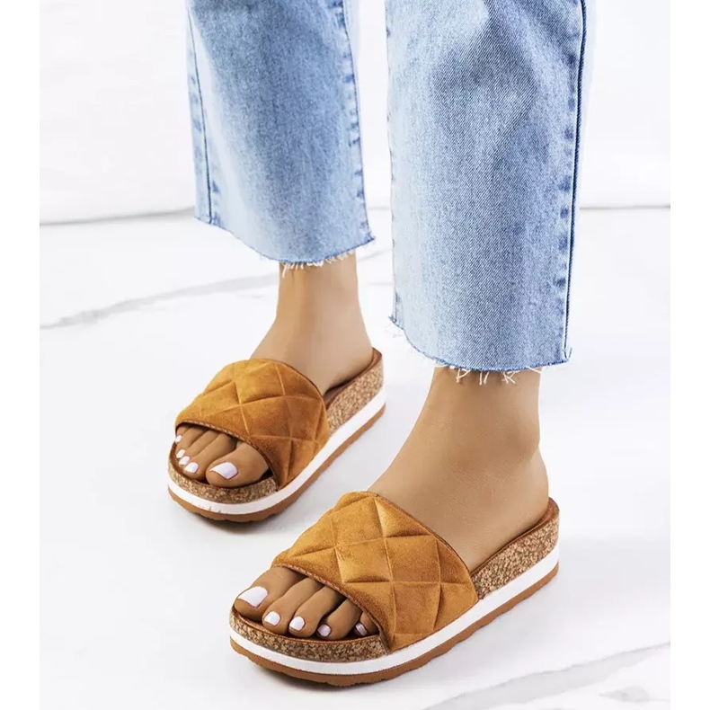 BM Hnědé sandály na korkové podrážce Galts hnědý 2