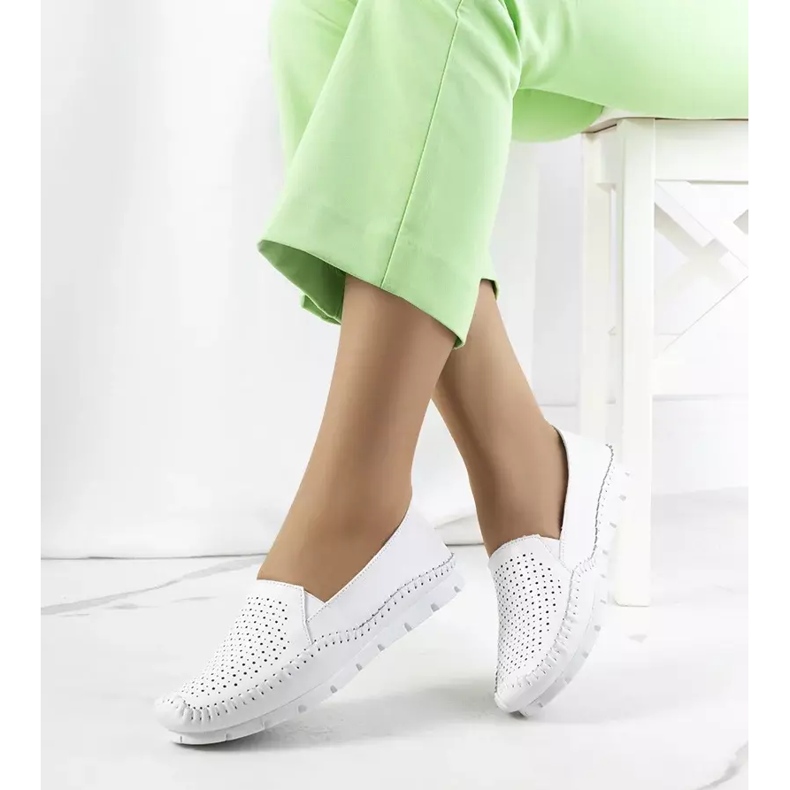 Bílé kožené mokasíny Juiz bílý 2