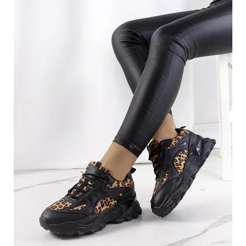 Černé tenisky Akron černý 2