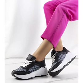 Černé sportovní tenisky Milan černá 2 Černé sportovní tenisky Milan černá 2