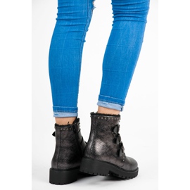 Betler Dělníci se sponami šedá 1