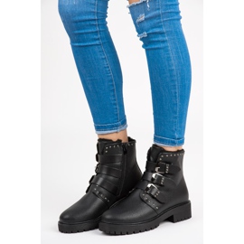 Dělníci betlerové černá 1